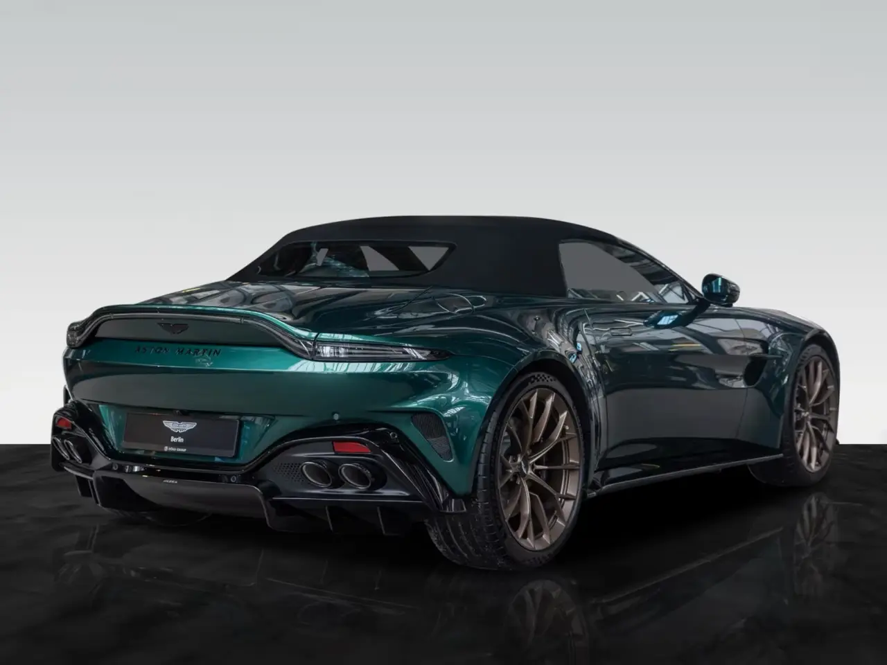 Aston Martin Vantage V8 Spider 2026, rear view — St. Tropez Luxury Car, Saint-Tropez. Aston Martin Vantage V8 Spider in Saint-Tropez The 2026 Aston Martin Vantage V8 Spider is…