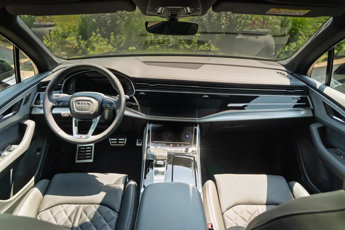 Audi Q7 50 TDI S-Line Edition 2025, exterior — St. Tropez Luxury Car, Saint-Tropez. Audi Q7 50 TDI S-Line Edition in Saint-Tropez The Audi Q7 50 TDI S-Line Edition is…