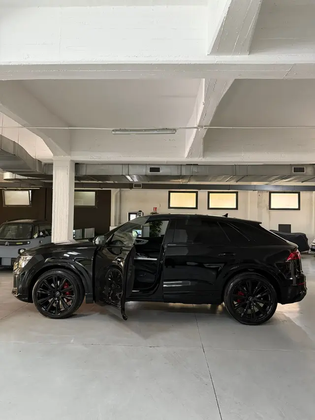 Audi Q8 2025 — St. Tropez Luxury Car, Saint-Tropez