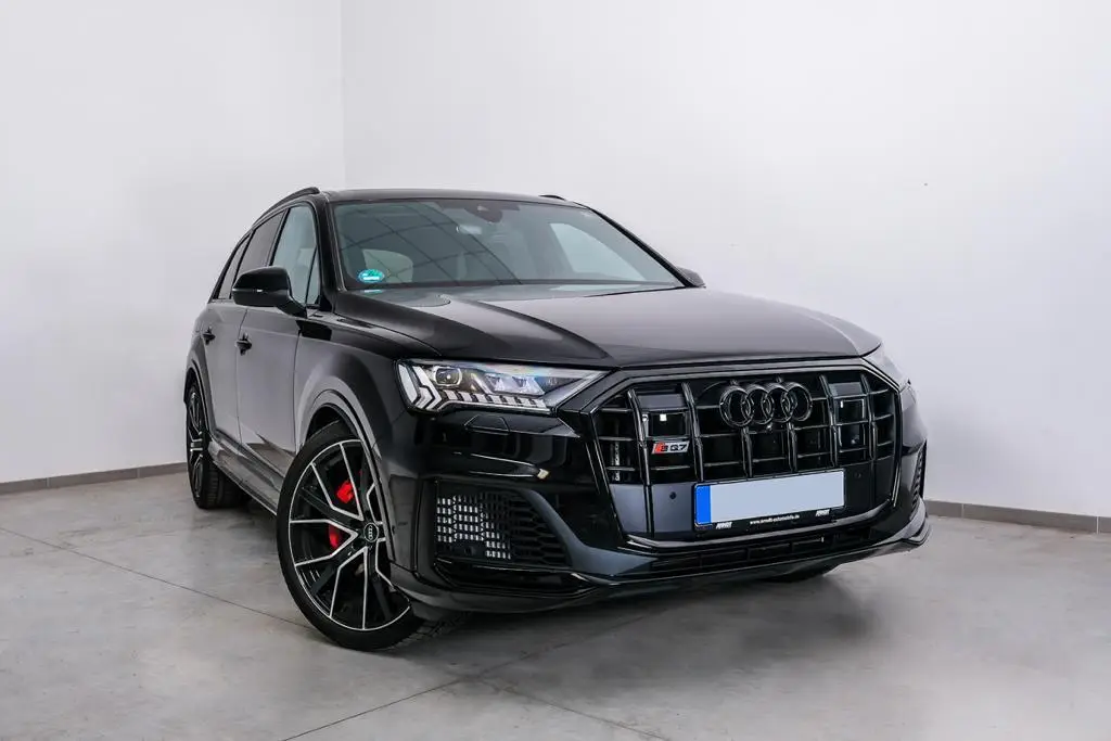 Audi SQ7 2025, interior — St. Tropez Luxury Car, Saint-Tropez. Audi SQ7 in Saint-Tropez The Audi SQ7 2025 is available for rental in Saint-Tropez,…