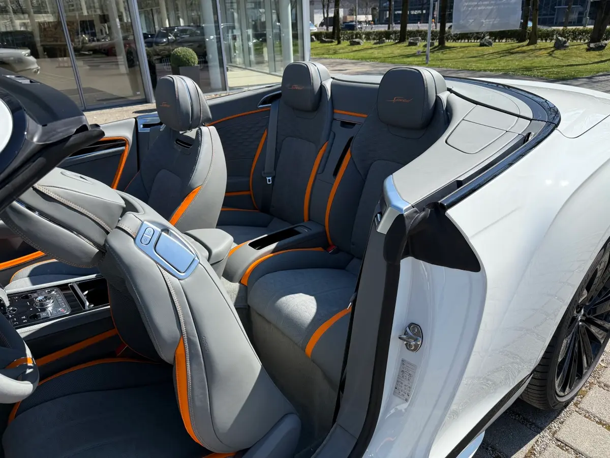 Bentley Continental GTC Speed 2025, rear view — St. Tropez Luxury Car, Saint-Tropez. Bentley Continental GTC Speed in Saint-Tropez The Bentley Continental GTC Speed 2025 is…