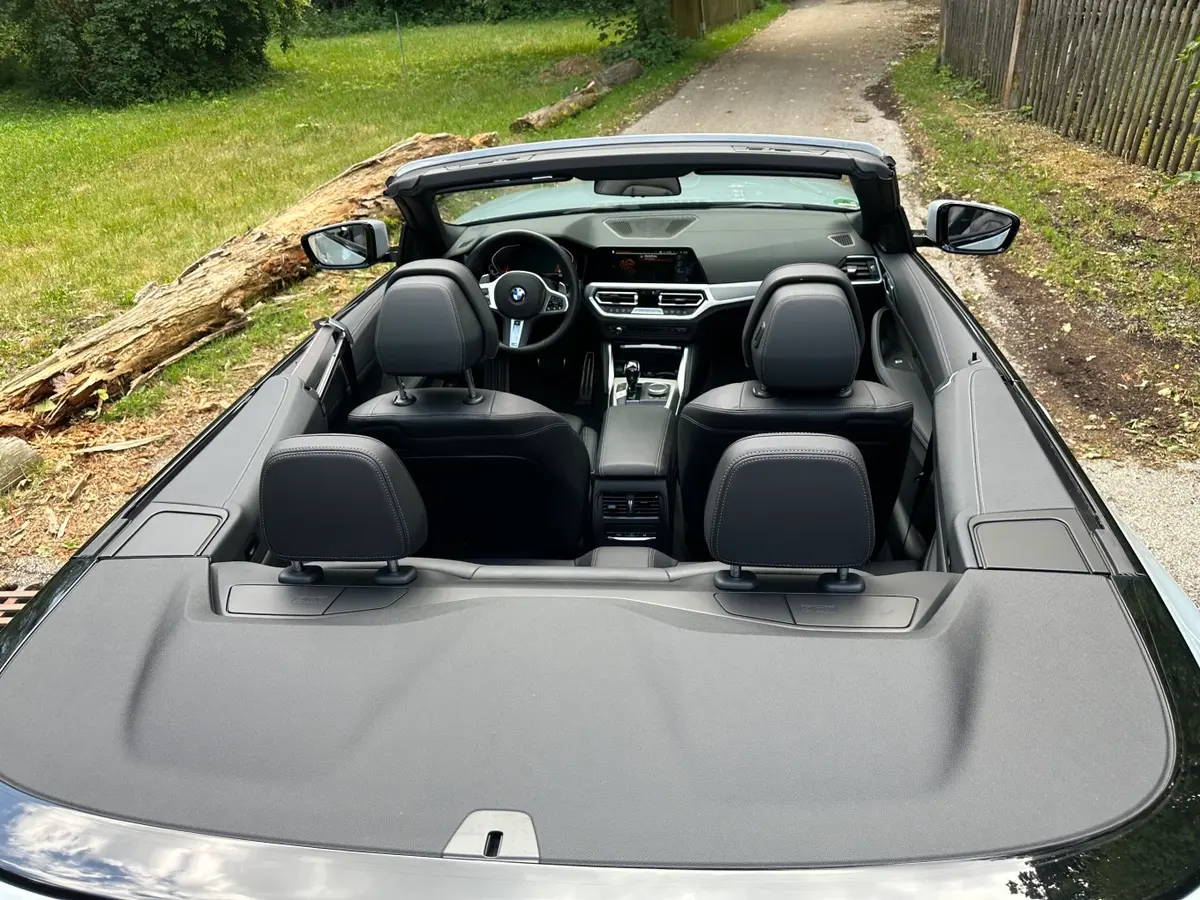 BMW 430i Cabrio 2023, rear view — St. Tropez Luxury Car, Saint-Tropez. BMW 430i Cabrio in Saint-Tropez The BMW 430i Cabrio 2023 is available to rent in…