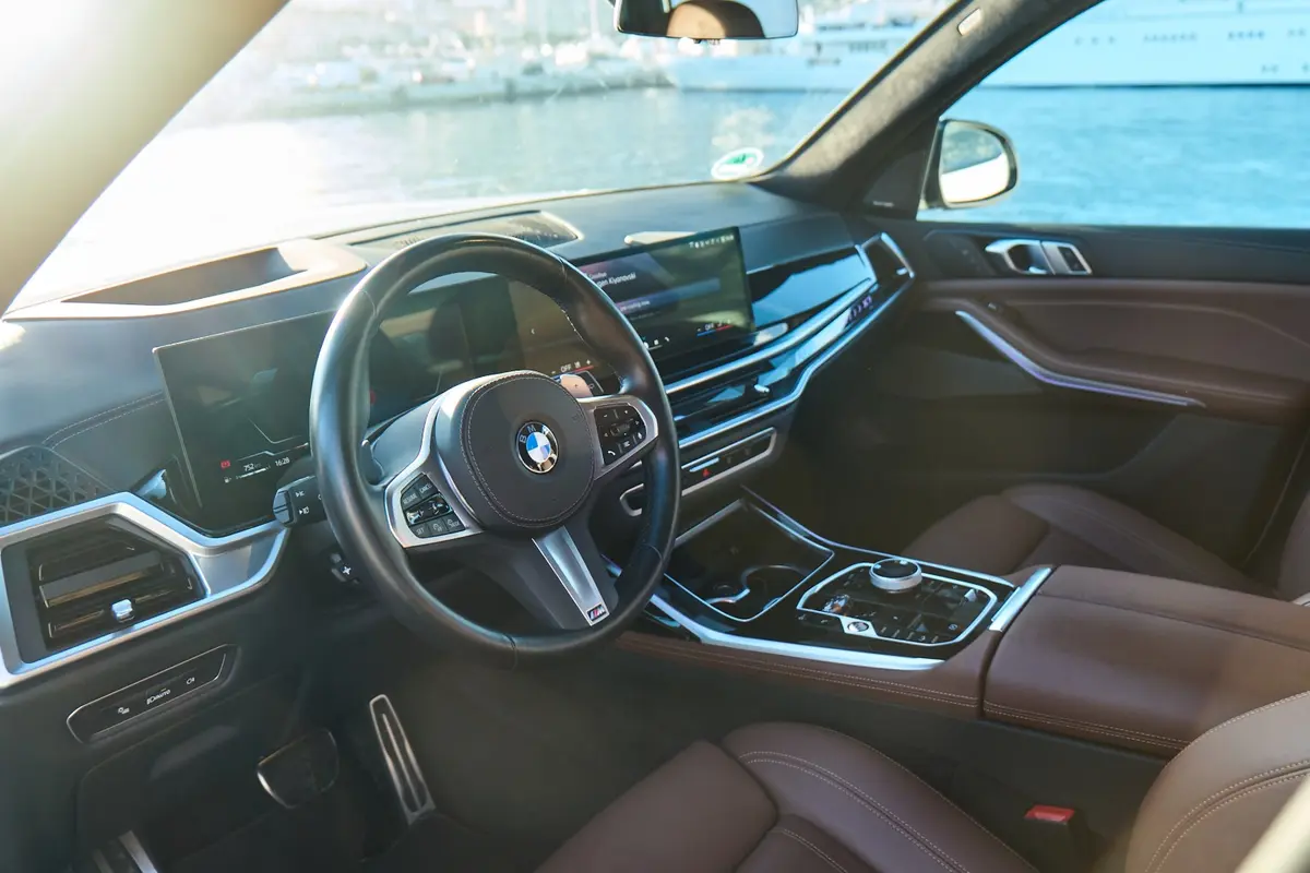 BMW X7 40d M 2024, interior — St. Tropez Luxury Car, Saint-Tropez. BMW X7 40d M in Saint-Tropez The BMW X7 40d M, model year 2024, is available to rent in…