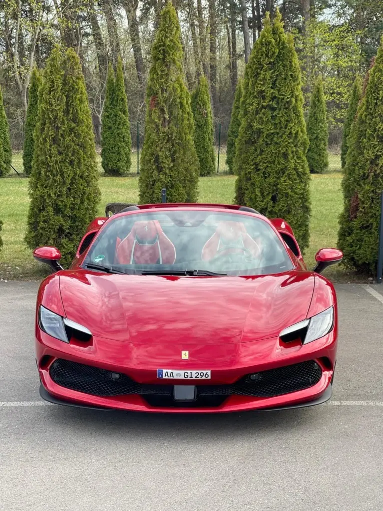 Ferrari 296 GTS Spider 2025, front view — St. Tropez Luxury Car, Saint-Tropez. Ferrari 296 GTS Spider in Saint-Tropez The Ferrari 296 GTS Spider, model year 2025, is…