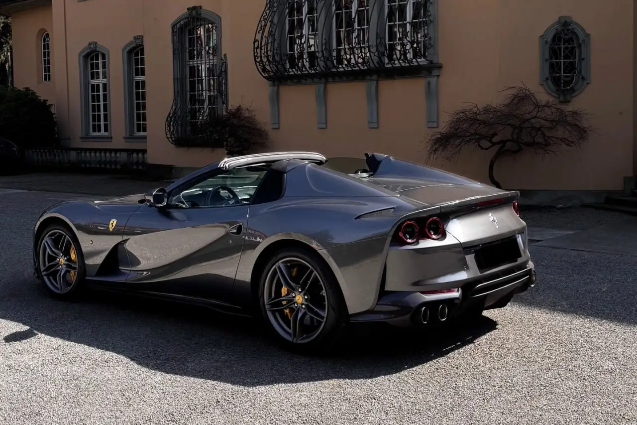 Ferrari 812 GTS 2024, front view — St. Tropez Luxury Car, Saint-Tropez. Ferrari 812 GTS in Saint-Tropez The Ferrari 812 GTS 2024 is available to rent in…
