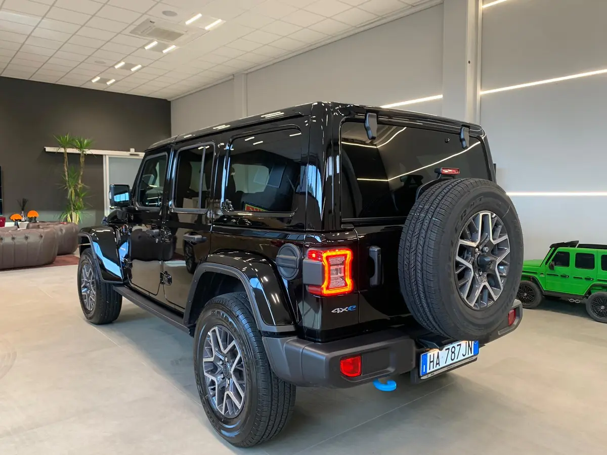 Jeep Wrangler 2025, exterior — St. Tropez Luxury Car, Saint-Tropez. Jeep Wrangler in Saint-Tropez The Jeep Wrangler 2025 is offered for rental in…