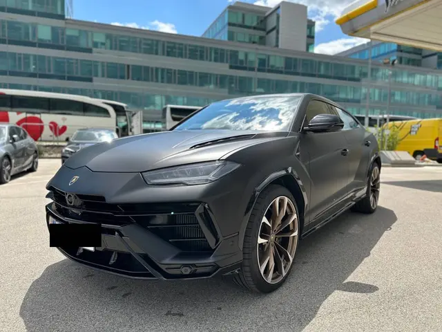 Lamborghini Urus S 2023 — St. Tropez Luxury Car, Saint-Tropez