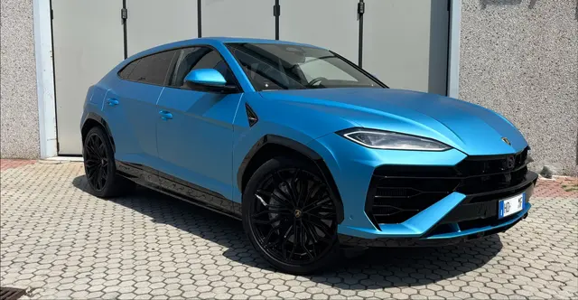 Lamborghini Urus SE 2025 — St. Tropez Luxury Car, Saint-Tropez