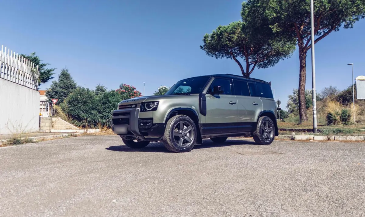 Land Rover Defender X-Dynamic 7 seater 2024 — St. Tropez Luxury Car, Saint-Tropez. Land Rover Defender X-Dynamic 7 seater in Saint-Tropez The Land Rover Defender X-Dynamic…