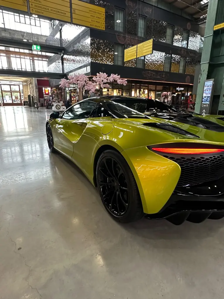 McLaren Artura Spider 2024, exterior — St. Tropez Luxury Car, Saint-Tropez. McLaren Artura Spider in Saint-Tropez The McLaren Artura Spider is available for rental…