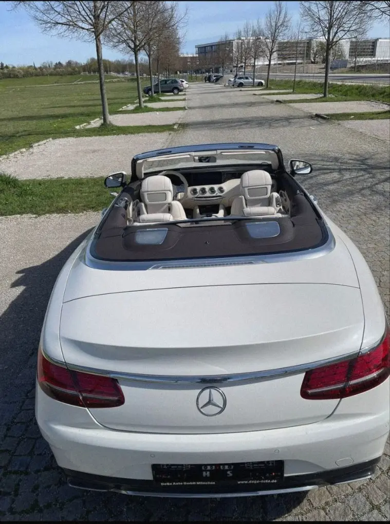 Mercedes Benz S560 Cabrio 2021, front view — St. Tropez Luxury Car, Saint-Tropez. Mercedes Benz S560 Cabrio in Saint-Tropez The Mercedes Benz S560 Cabrio is offered for…