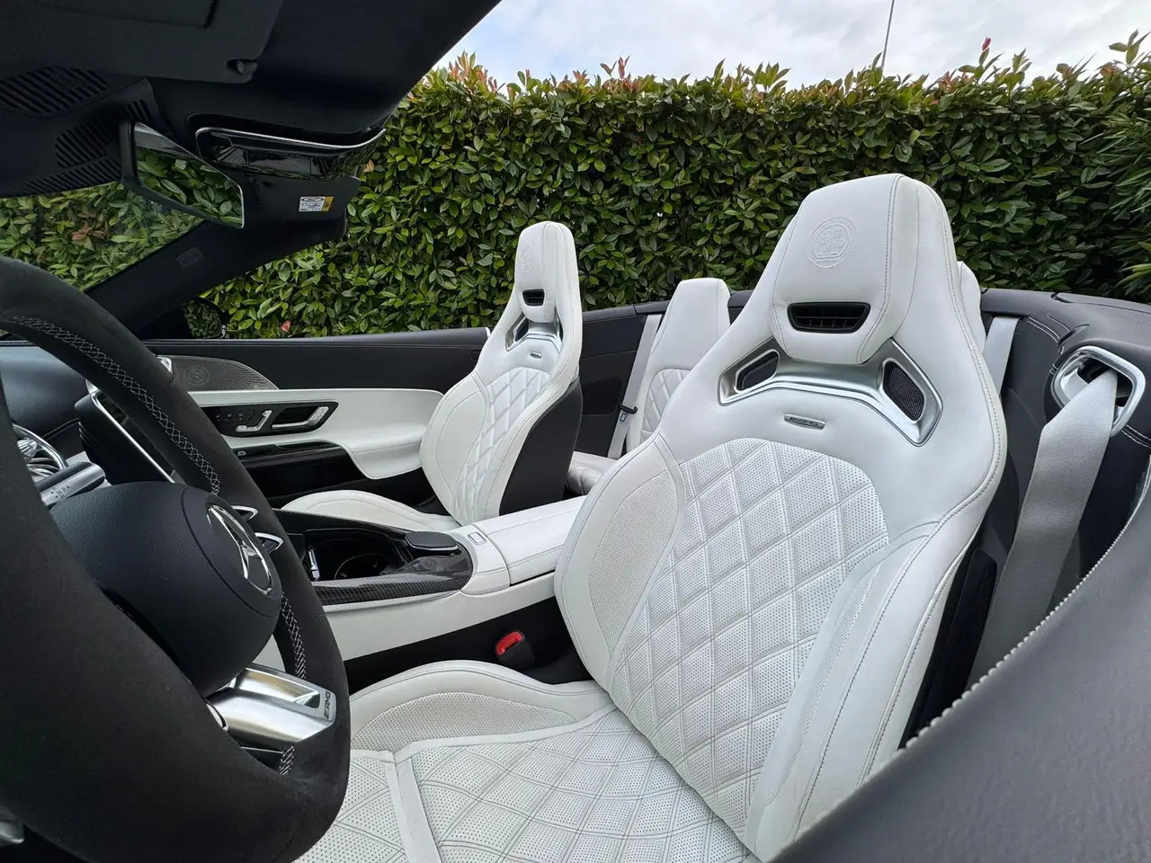 Mercedes Benz SL 63 AMG 2025, exterior — St. Tropez Luxury Car, Saint-Tropez. Mercedes Benz SL 63 AMG in Saint-Tropez The Mercedes Benz SL 63 AMG 2025 is offered for…