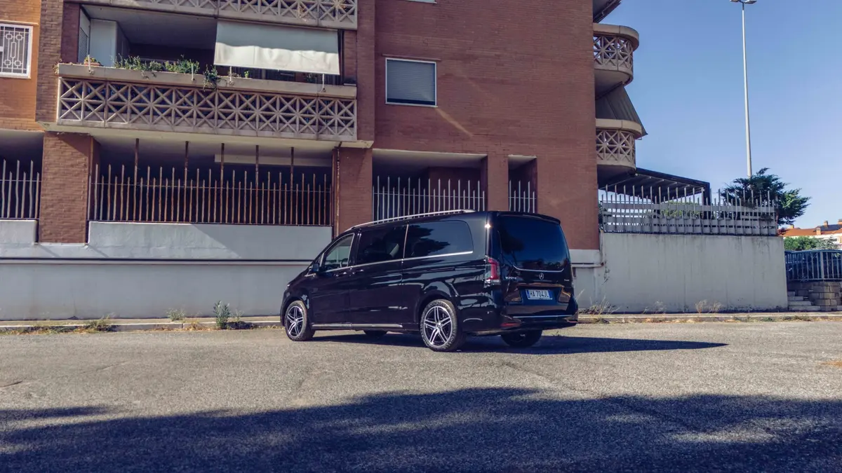 Mercedes Benz V300 4x4 XL VIP (Captain, 7 seat) 2025, interior — St. Tropez Luxury Car, Saint-Tropez. Mercedes Benz V300 4x4 XL VIP (Captain, 7 seat) in Saint-Tropez The Mercedes Benz V300…