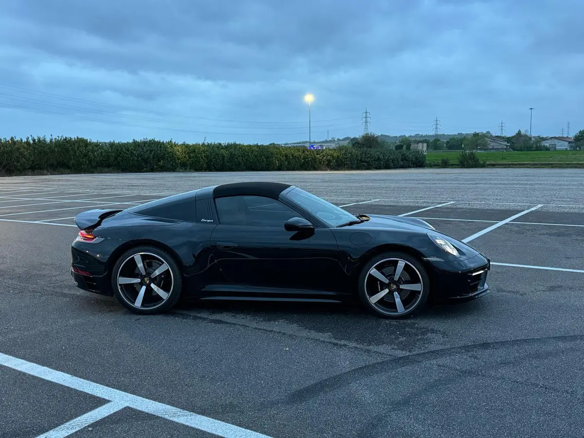 Porsche 911 Targa 2025, front view — St. Tropez Luxury Car, Saint-Tropez. Porsche 911 Targa in Saint-Tropez The 2025 Porsche 911 Targa is available to rent in…