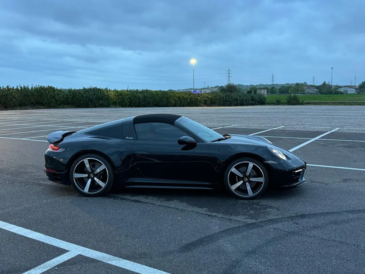 Porsche 911 Targa 2025, front view — St. Tropez Luxury Car, Saint-Tropez. Porsche 911 Targa in Saint-Tropez The 2025 Porsche 911 Targa is available to rent in…