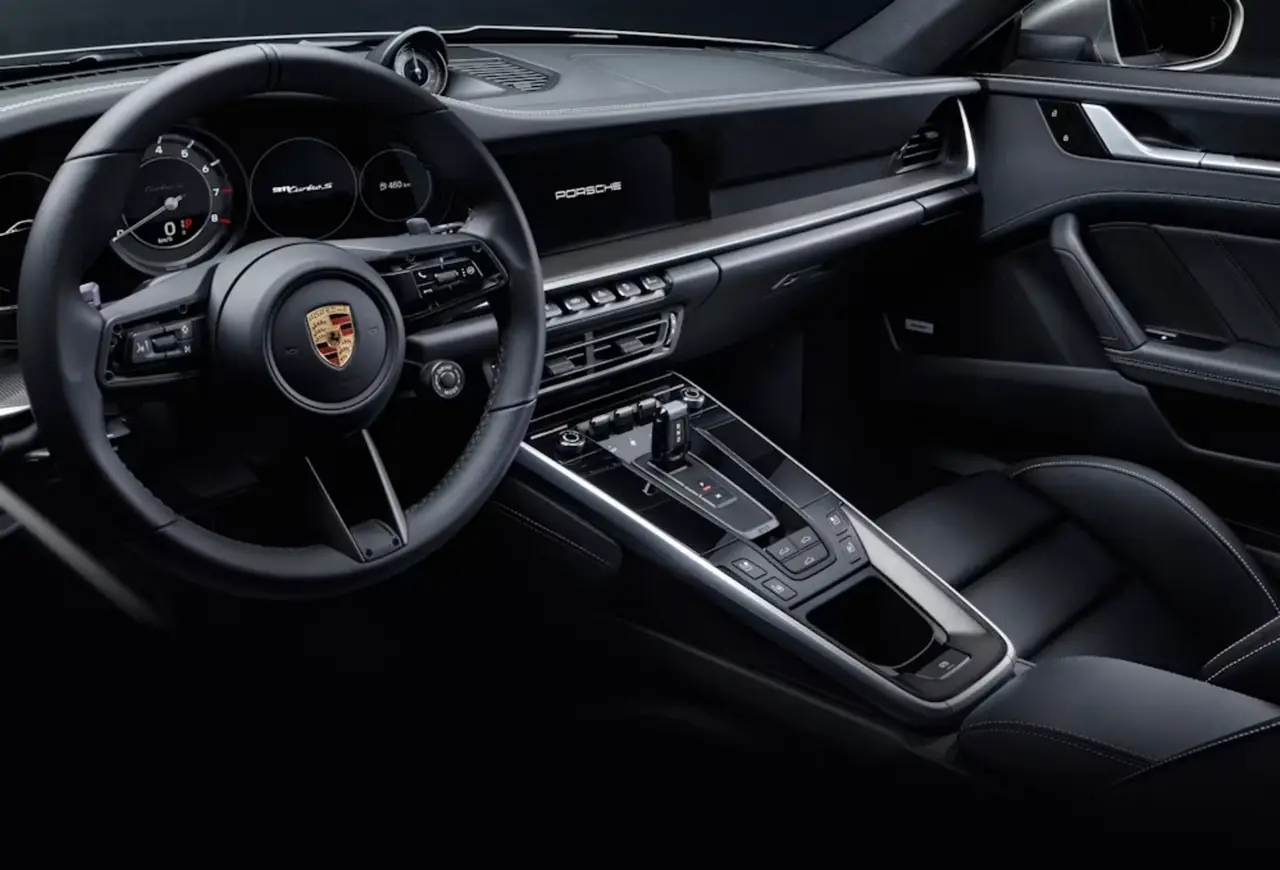 Porsche 992 Carrera 4 GTS Cabrio 2024, exterior — St. Tropez Luxury Car, Saint-Tropez. Porsche 992 Carrera 4 GTS Cabrio in Saint-Tropez The Porsche 992 Carrera 4 GTS Cabrio is…