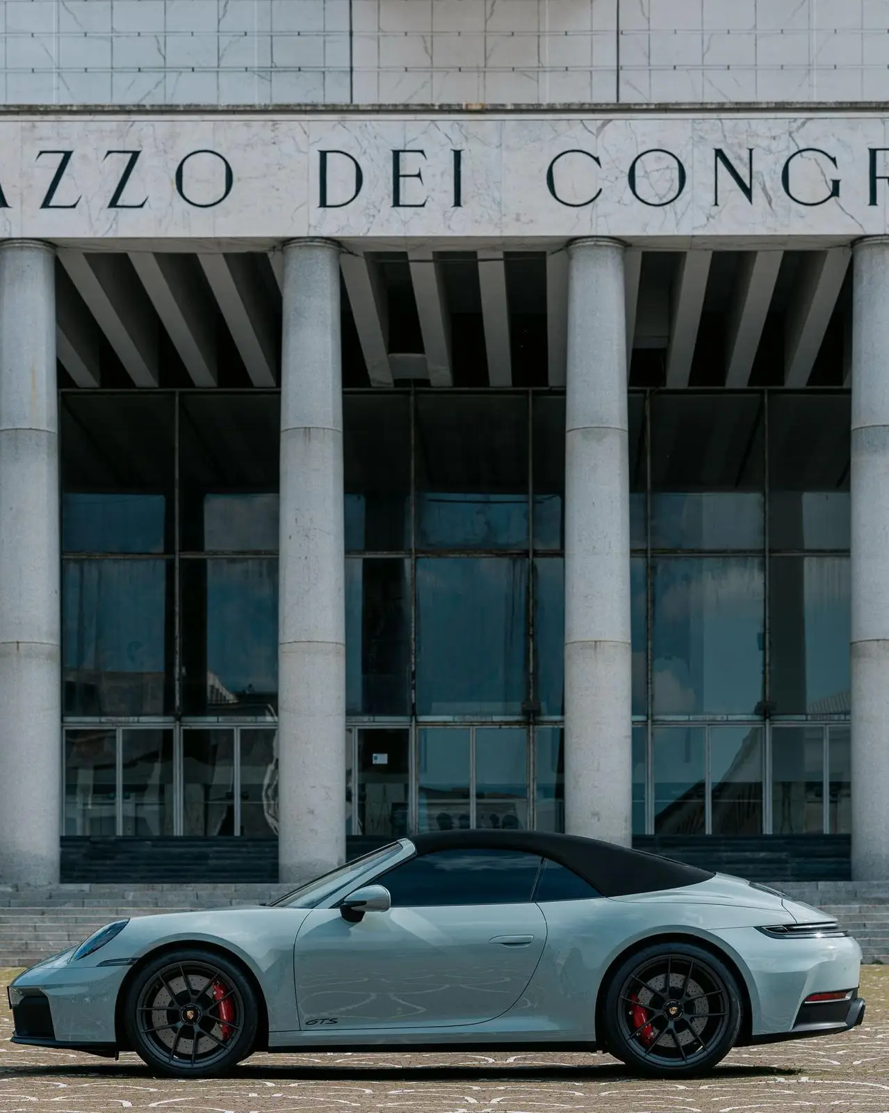 Porsche Carrera Spyder 992,2 GTS 2025, front view — St. Tropez Luxury Car, Saint-Tropez. Porsche Carrera Spyder 992,2 GTS in Saint-Tropez The Porsche Carrera Spyder 992,2 GTS is…