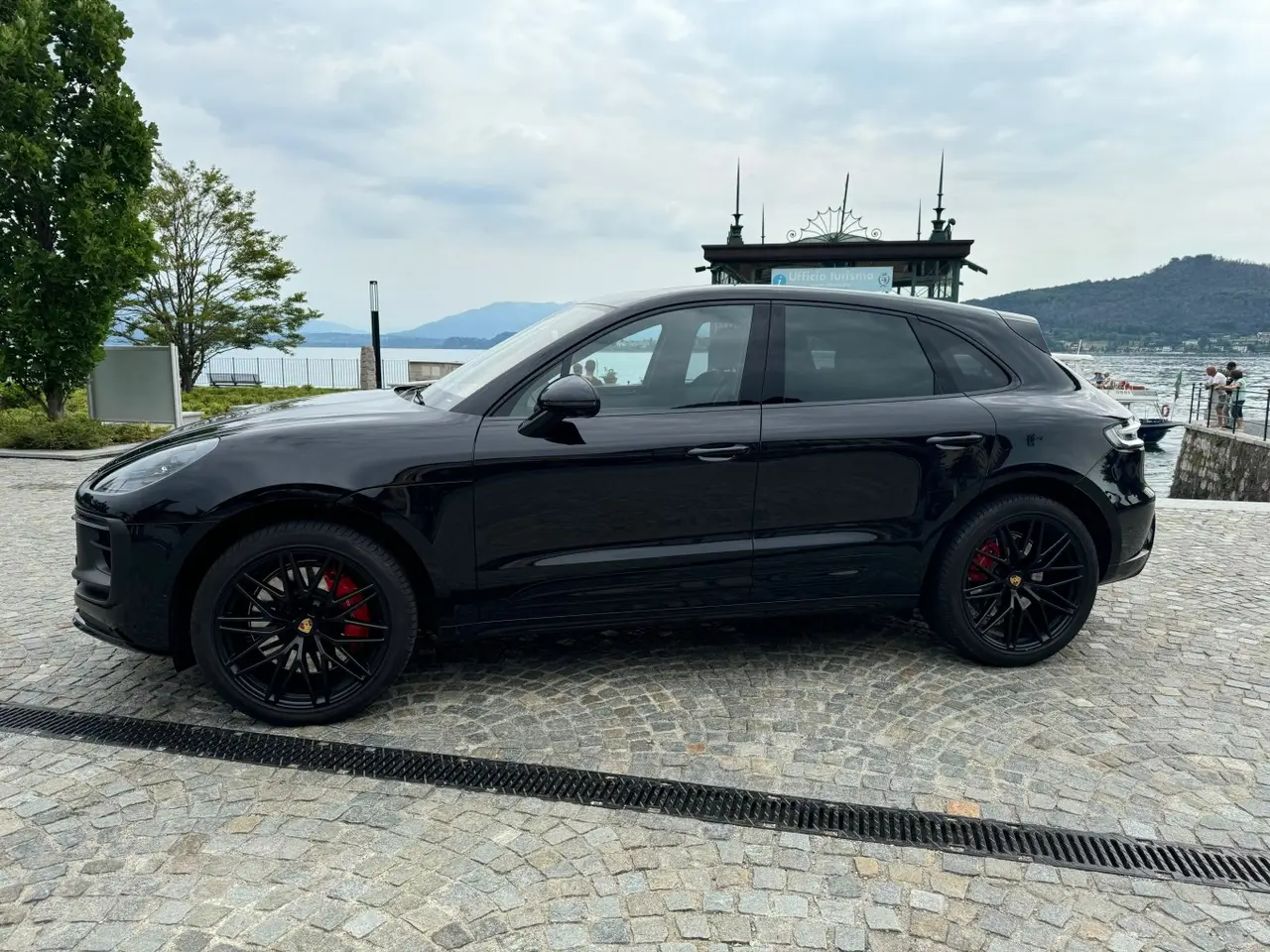 Porsche Macan GTS 2024 — St. Tropez Luxury Car, Saint-Tropez. Porsche Macan GTS in Saint-Tropez The Porsche Macan GTS, 2024, is available for rental in…