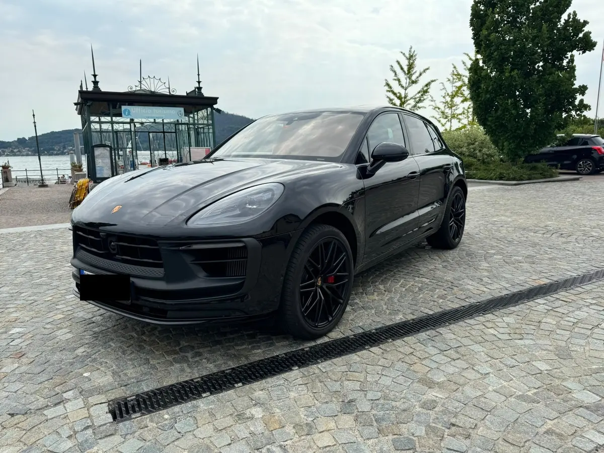 Porsche Macan GTS 2024, rear view — St. Tropez Luxury Car, Saint-Tropez. Porsche Macan GTS in Saint-Tropez The Porsche Macan GTS, 2024, is available for rental in…