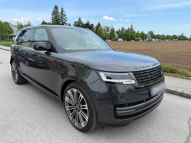 Rover Range Rover Autobiography D350 7s 2025 — St. Tropez Luxury Car, Saint-Tropez